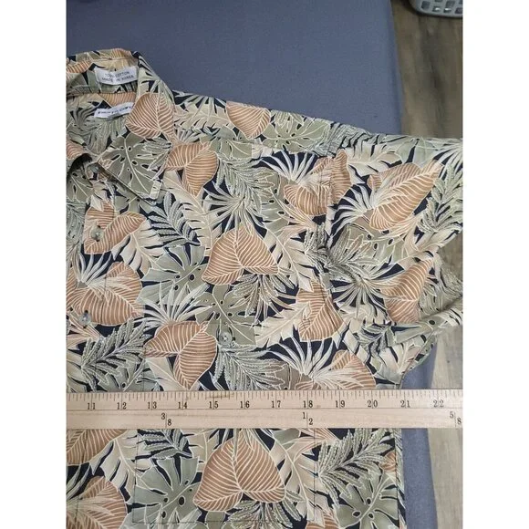 PIERRE CARDIN VTG Men's Small Hawaiian Floral Palm Print Button Up Shirt Beach - Picture 5 of 7